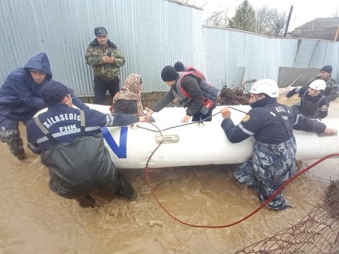 Cənub bölgəsində yağışa görə 146 nəfər təxliyə edildi - VİDEO
