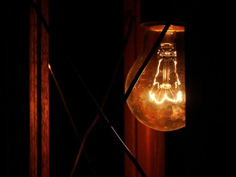 Güclü külək Şəmkiri işıqsız qoydu