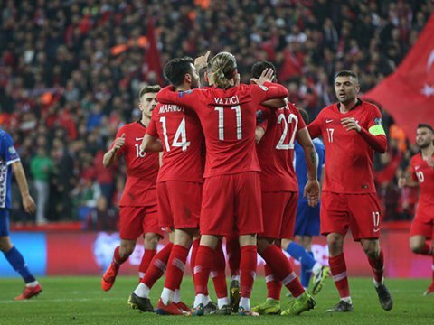 Türkiyə millisi Portuqaliyaya qarşı