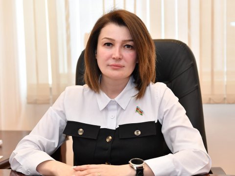 Deputatdan idmanın inkişafına töhfə - FOTOLAR