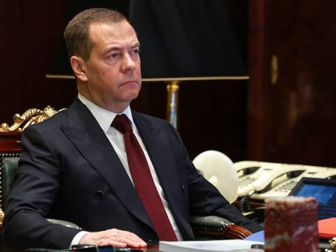 “Rusiya nüvə silahından istifadə edə bilər” - Dmitri Medvedev