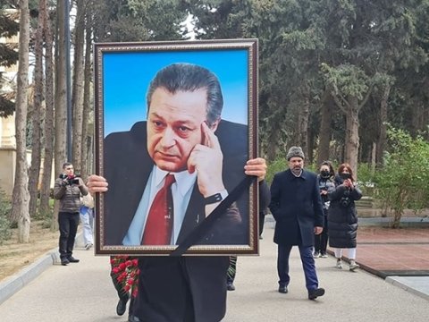 Siyasətçilər Ayaz Mütəllibovu necə xatırlayacaq...