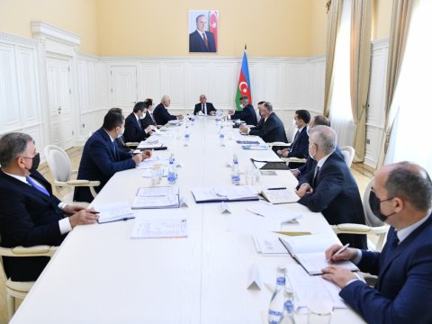 Əli Əsədov qiymət manipulyasiyası ilə bağlı TAPŞIRIQ VERDİ