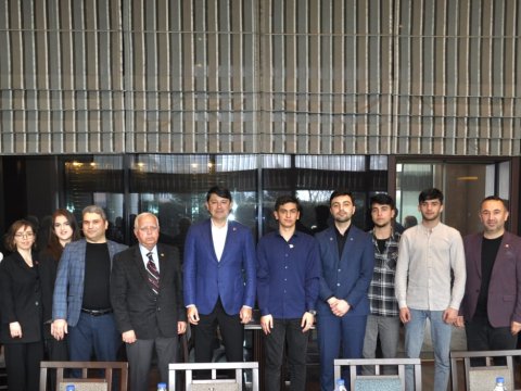 Fuad Muradov Bursada diaspor nümayəndələri ilə görüşüb