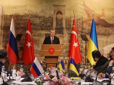 “Dünya beşdən böyükdür!”