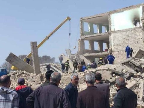 Məktəb uçqununda yaralanan fəhlənin durumu NECƏDİR?