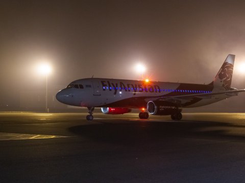 Bakı “FlyArystan”nın ilk reysini qəbul edib 
