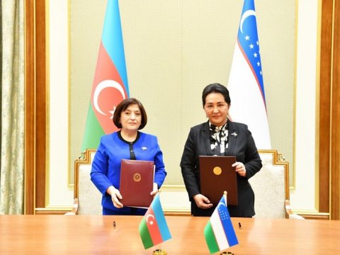 Azərbaycan və Özbəkistan arasında sənədlər İMZALANDI