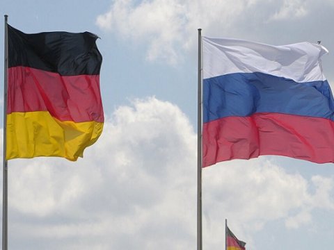 Almaniya rus diplomatlarla bağlı qərar verəcək