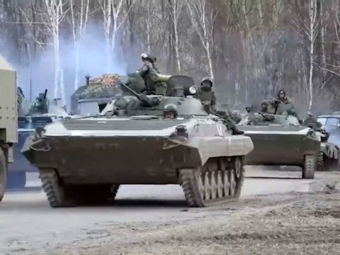 Rus hərbi karvanı Belarus üzərindən Moskvaya qayıdır
