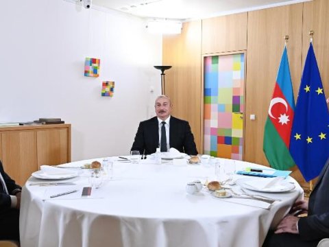 Əliyev Paşinyanla bu gün görüşür - Brüsseldən gözləntilər…
