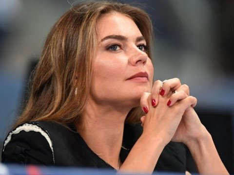Putinin məşuqəsi “işdən” ÇIXARILDI