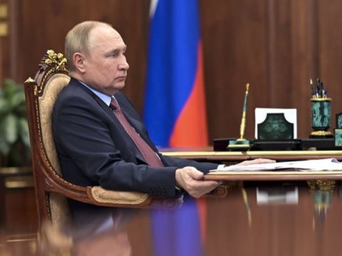 Qızları Putinin sərvətini gizlədir