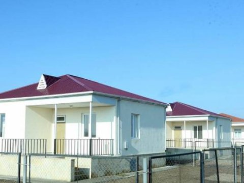 Bu il 3200 şəhid ailəsinə ev VERİLİB