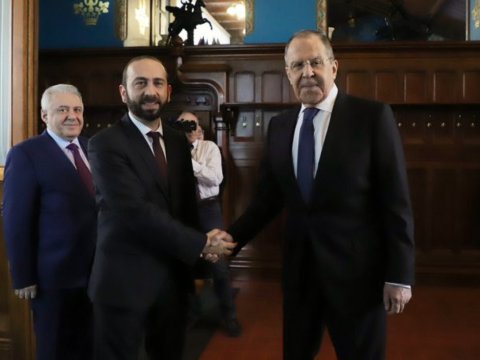 Lavrov Mirzoyanla görüşdü