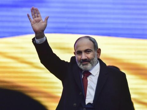 “Gallup” sorğu keçirdi: Paşinyan yenə müxalifəti ÜSTƏLƏDİ