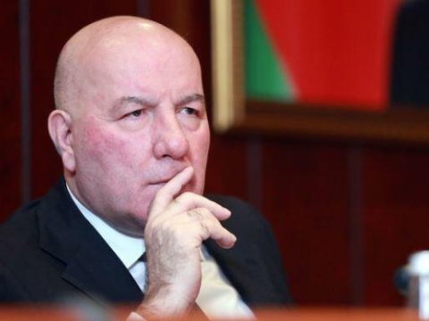 Elman Rüstəmov Mərkəzi Bankın üzvlüyündən ÇIXARILDI