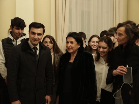Gürcüstan Prezidenti azərbaycanlı gənclə görüşüb
