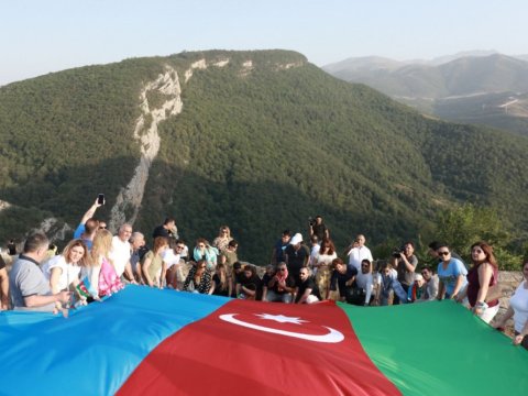 65 ölkədən Şuşaya doğru: Zəfər Qurultayının TARİXİ ƏHƏMİYYƏTİ 