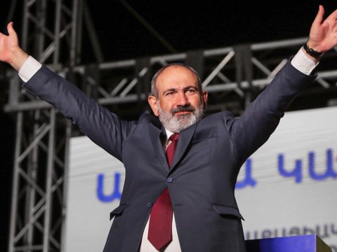 Paşinyanın Rusiyaya səfəri başladı