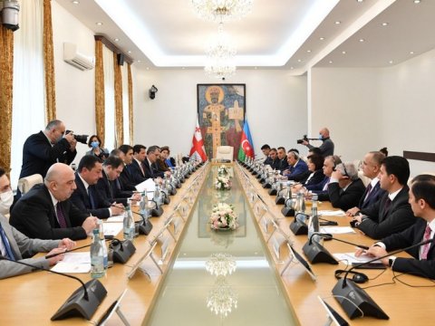 Spiker: “Məcburi köçkünlərin qayıtması üçün sürətli işlər aparılır”