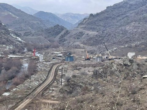 Ermənilər yeni çəkilən Laçın yolundan şəkil YAYDILAR