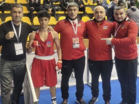 Boksçumuz Avropa Çempionatında finala yüksəldi