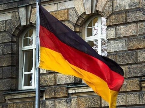 Almaniyada Ukrayna əleyhinə petisiya başladıldı
