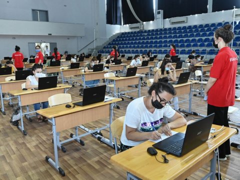 İş yerini dəyişdirmək istəyən müəllimlərin nəzərinə