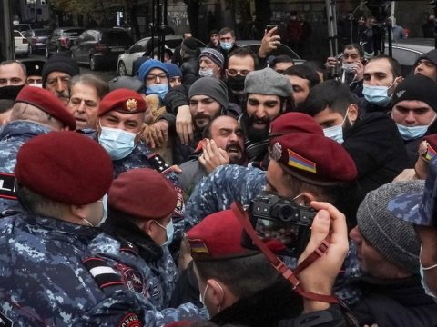 Paşinyan dərhal həbs edilsin! - Hərbçi analarından ETİRAZ
