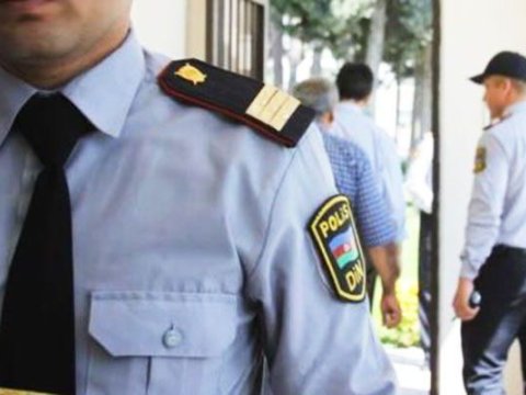 Göyçayda İNSİDENT - Polisin başına lövhə vurdular