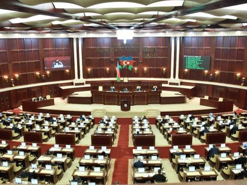 Deputatlar bayramdan sonra toplaşır - Gündəlikdə 20 məsələ var