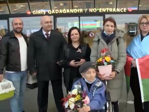 Ukraynadan təxliyə olunan Milli Qəhrəmanın ailəsi Bakıdadır