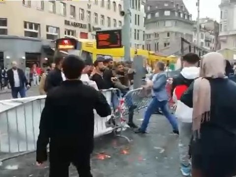 Avropada türklərə hücum oldu, yaralılar var