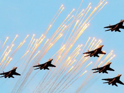 9 May paradının hava şousu ləğv olundu