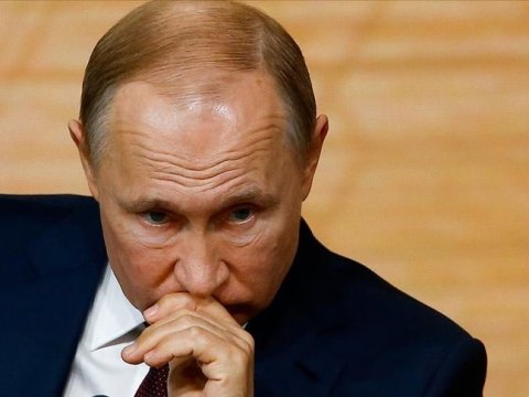 “Zarafat deyil, Putin dəli olub” - Prezidentin yaxın adamı