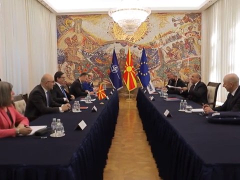 Azay Quliyev Makedoniya prezidenti ilə görüşdü