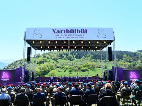 Şuşada Xarıbülbül festivalı BAŞLAYIR