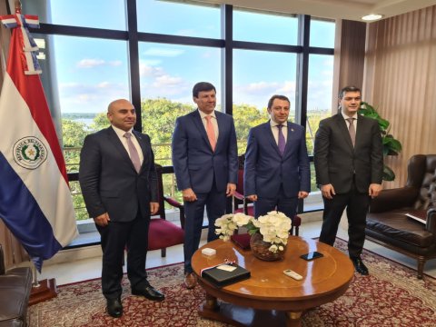 Məmmədov Paraqvay Senatında görüşlər keçirdi