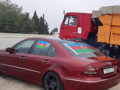 Boşanmağa hazırlaşan ailə qəzaya düşdü – Sakinlərdən ŞOK İDDİA