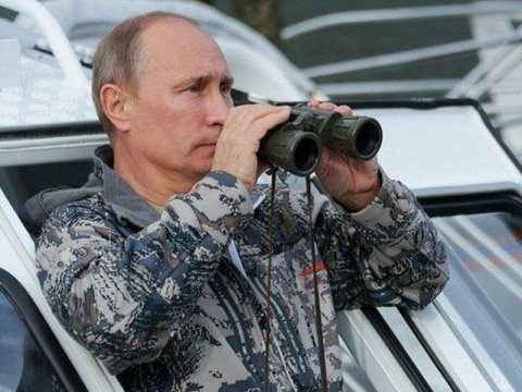 Putin özünü briqada generalı elan etdi
