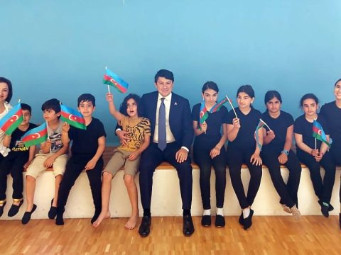 Fuad Muradov İsveçrəyə gedib