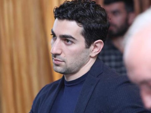 İrəvanın polis bölmələri etirazçılarla dolub
