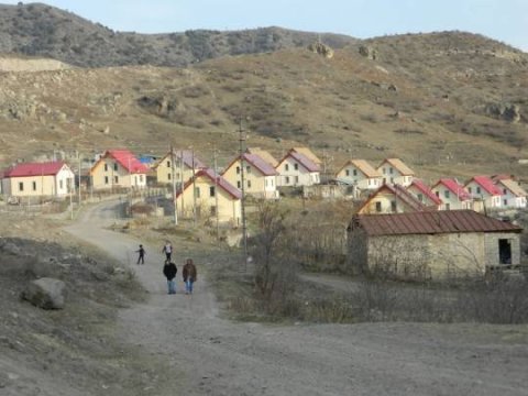 1000-dən çox erməni Laçın şəhərini TƏRK EDİB