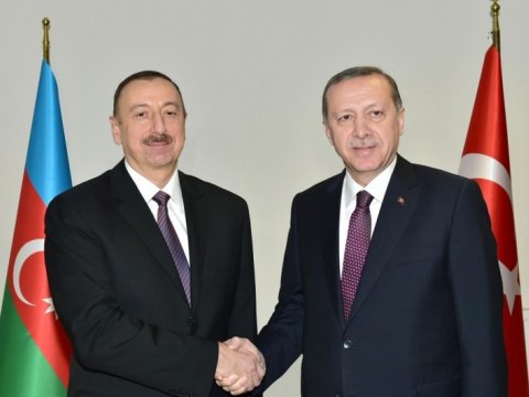 İlham Əliyev Ərdoğana zəng etdi