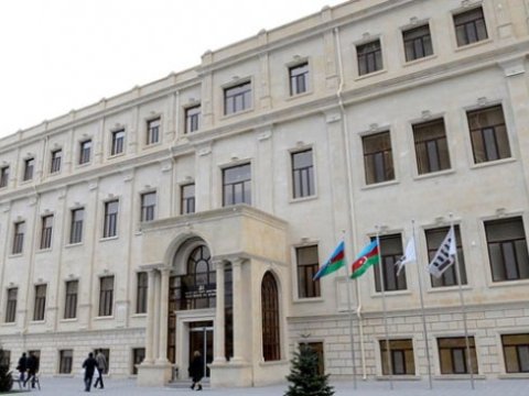 Tələbələrin narazılığına səbəb olan elan YIĞIŞDIRILDI