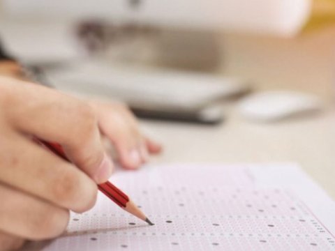 Sabah 15 minə yaxın bakalavr imtahan verəcək