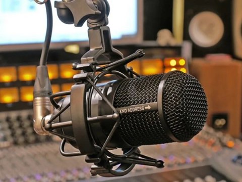 Rusiya radiosunda Ukrayna himni səsləndirildi - VİDEO
