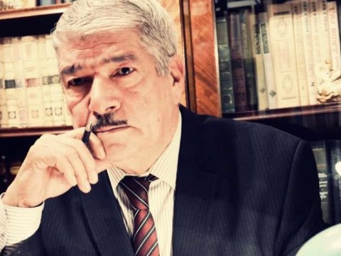 Jurnalistlərin Nəsir müəllimi – “Sonuncu dərs” hamını üzdü