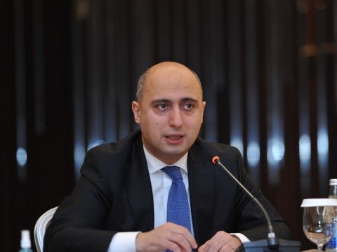 Bəzi müəllimlər məktəblərə qeyri-qanuni şəkildə yol tapıb